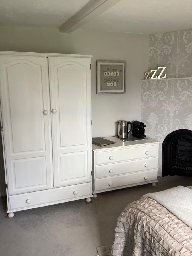 Birtles Farm Bed And Breakfast Knutsford Exterior foto